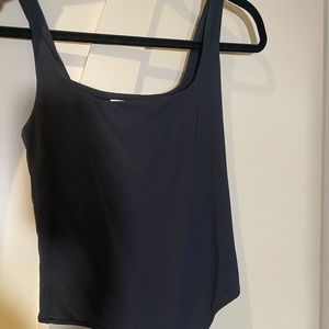 Aritizia Babaton bodysuit